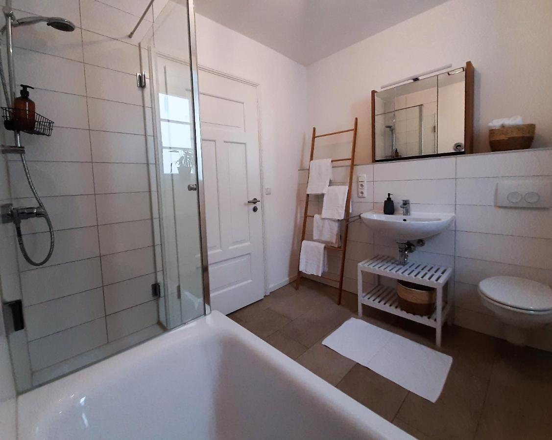 Apartment 4-6 Personen I 80Qm I Altstadt I Dachterasse I Parkplatz 施特劳宾 外观 照片